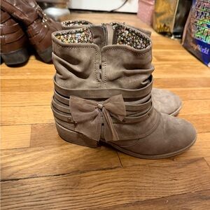 Mudd girls boots